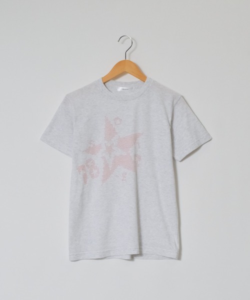 ＆soiree（アンドソワレ）の「【シルエット選べる2サイズ】クロスステッチ風Tシャツ（Tシャツ/カットソー・レディース・アッシュ/セージグリーン/ホワイト・FREE/MEDIUM）」の17枚目の写真