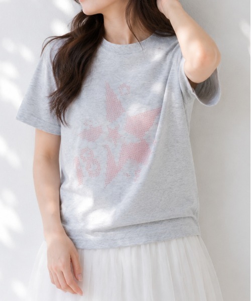 ＆soiree（アンドソワレ）の「【シルエット選べる2サイズ】クロスステッチ風Tシャツ（Tシャツ/カットソー・レディース・アッシュ/セージグリーン/ホワイト・FREE/MEDIUM）」の13枚目の写真