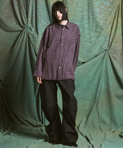 MAISON SPECIAL（メゾンスペシャル）の「《UNISEX》Banana Curve Silhouette Prime-Wide Denim Pants/バナナカーブシルエットプライムワイドデニムパンツ【MAISON SPECIAL/メゾンスペシャル】■セットアップ対応■（デニムパンツ・メンズ・ネイビー/ブラック・1/0/2）」の3枚目の写真