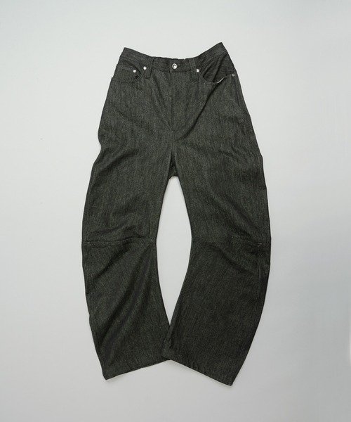 MAISON SPECIAL（メゾンスペシャル）の「《UNISEX》Banana Curve Silhouette Prime-Wide Denim Pants/バナナカーブシルエットプライムワイドデニムパンツ【MAISON SPECIAL/メゾンスペシャル】■セットアップ対応■（デニムパンツ・メンズ・ネイビー/ブラック・1/0/2）」の16枚目の写真