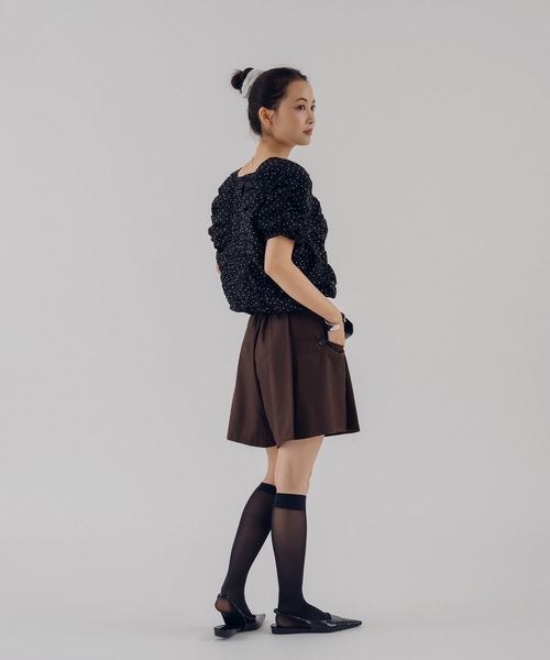 MUHET(ミュエータ)の「assorted shirring gather blouse / アソートシャーリングギャザーブラウス(シャツ/ブラウス・レディース・ブラック/ブルー・FREE)」の11枚目の写真