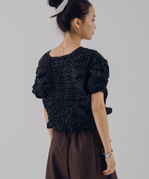 MUHET(ミュエータ)の「assorted shirring gather blouse / アソートシャーリングギャザーブラウス(シャツ/ブラウス・レディース・ブラック/ブルー・FREE)」の8枚目の写真