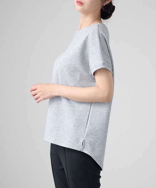 DAYRA(デイラ)の「ソリッドカラー クルーネック 半袖 ラウンドヘム トップス(Tシャツ/カットソー・レディース・ライトグレー/ダークグレー/ホワイト/ブラック・FREE)」の17枚目の写真