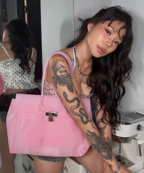 MATINCOX(マーティンコックス)の「Jelly Keyring Bag - Pink(ショルダーバッグ・レディース・その他・FREE)」の20枚目の写真