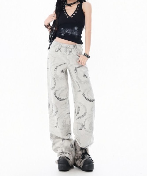 AVYL(アヴィル)の「グラフィックルーズワイドデニムパンツ(デニムパンツ・レディース・グレー・M/S/L)」の3枚目の写真