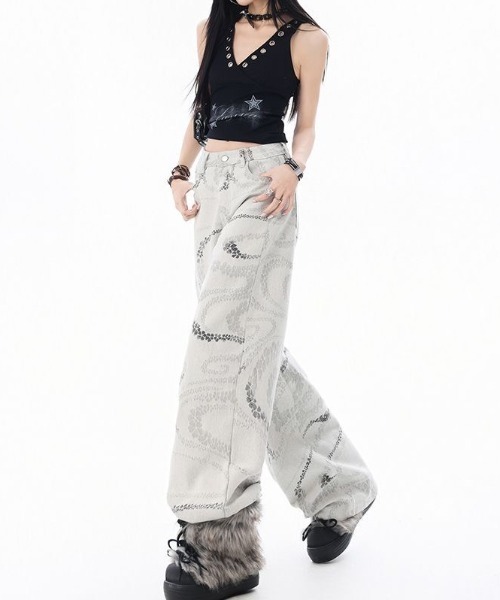 AVYL(アヴィル)の「グラフィックルーズワイドデニムパンツ(デニムパンツ・レディース・グレー・M/S/L)」の5枚目の写真