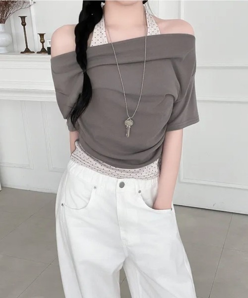 Emilie(エミリー)の「ドットホルターネックドッキング 半袖トップス(Tシャツ/カットソー・レディース・ブルー/クリーム/ブラック/カーキ・FREE)」の15枚目の写真