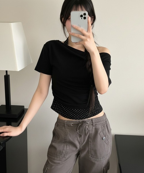 Emilie(エミリー)の「ドットホルターネックドッキング 半袖トップス(Tシャツ/カットソー・レディース・ブルー/クリーム/ブラック/カーキ・FREE)」の20枚目の写真
