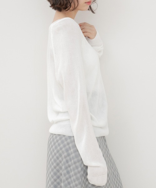 HEILIS(ヘイリス)の「ボタン配色深Vネックニット/Vネックニット ニットトップス 長袖ニット 深Vネック 配色ニット ボタンデザイン レイヤードニット プルオーバー 韓国ファッション 韓国コーデ カジュアル レディライク デイリー 春服 秋服 冬服 ブラウン ホワイト ネイビー(ニット/セーター・レディース・ホワイト/ブラウン/ネイビー・FREE)」の22枚目の写真