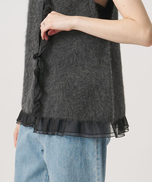 UNITED ARROWS(ユナイテッドアローズ)の「フォックスカシミヤ オーガンジー フリル ベスト(ベスト・レディース・ネイビー/ライトブルー/ダークグレー・FREE)」の5枚目の写真