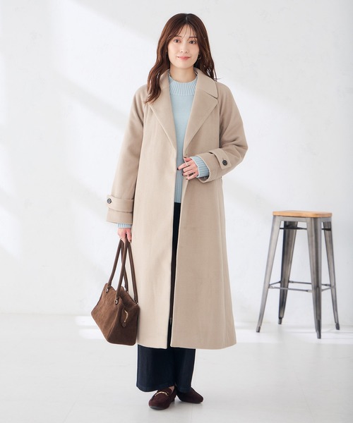 a.v.v(アーヴェヴェ)の「バックフレア チェスターコート(チェスターコート・レディース・ブラック/ライトベージュ・40/38/36)」の5枚目の写真