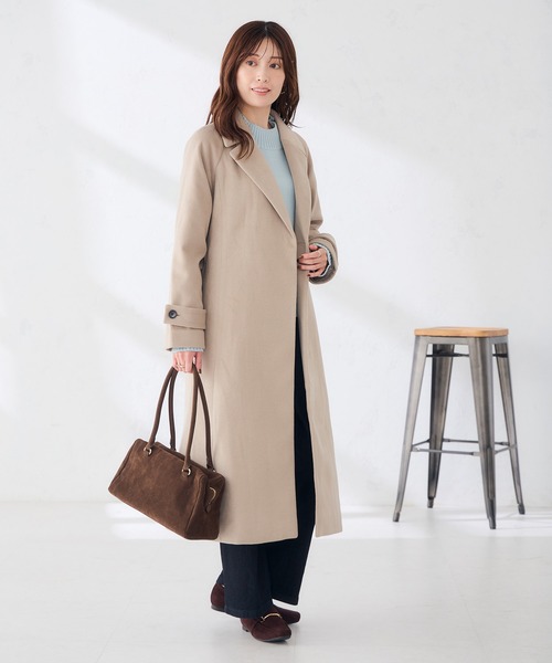 a.v.v(アーヴェヴェ)の「バックフレア チェスターコート(チェスターコート・レディース・ブラック/ライトベージュ・40/38/36)」の11枚目の写真