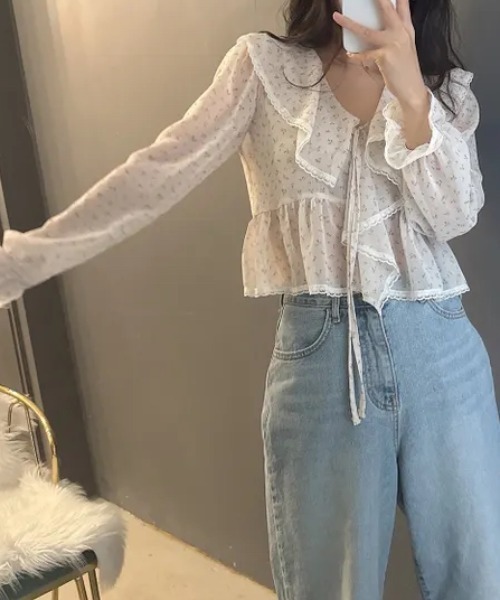 FAVORITO(ファヴォリート)の「フリルリボンブラウス(シャツ/ブラウス・レディース・ホワイト/ライトベージュ・F)」の19枚目の写真
