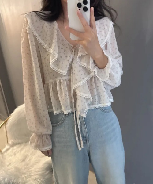 FAVORITO(ファヴォリート)の「フリルリボンブラウス(シャツ/ブラウス・レディース・ホワイト/ライトベージュ・F)」の18枚目の写真
