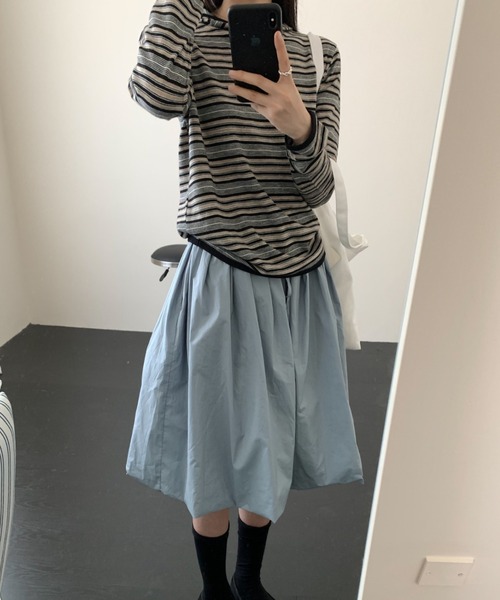 CHUN CHUN NOTES(チュンチュンノーツ)の「26AW/マルチボーダー ヘンリーネックフーデッドニットトップス(ニット/セーター・レディース・ベージュ/ブラック・M)」の4枚目の写真