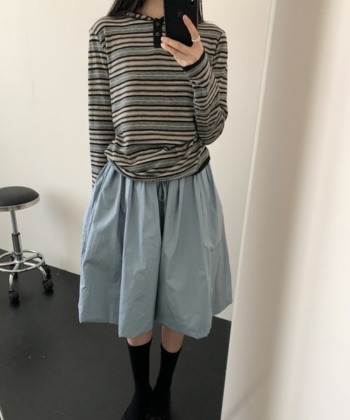 CHUN CHUN NOTES(チュンチュンノーツ)の「26AW/マルチボーダー ヘンリーネックフーデッドニットトップス(ニット/セーター・レディース・ベージュ/ブラック・M)」の6枚目の写真