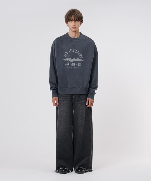 Alpha Industries（アルファインダストリーズ）の「Alpha Industries/アルファ インダストリーズ/ESSENTIAL CREW RELAXED FIT SWEATSHIRT 【AIR AUX】/エッセンシャル クルー リラックスフィット スウェットシャツ（スウェット・メンズ・ブラック/ベージュ・L/M）」の3枚目の写真