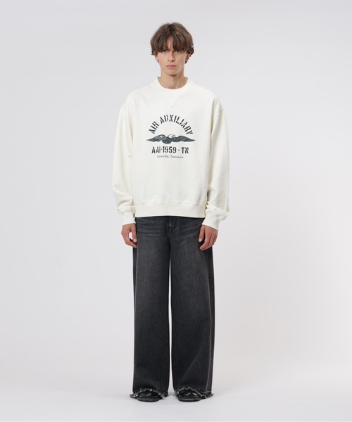 Alpha Industries（アルファインダストリーズ）の「Alpha Industries/アルファ インダストリーズ/ESSENTIAL CREW RELAXED FIT SWEATSHIRT 【AIR AUX】/エッセンシャル クルー リラックスフィット スウェットシャツ（スウェット・メンズ・ブラック/ベージュ・L/M）」の8枚目の写真