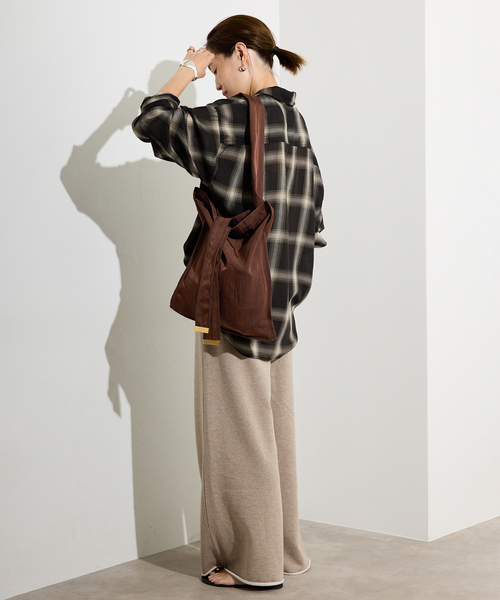 ITTI（イッチ）の「《追加9》ITTI/イッチ SLOBE別注 TOTE M（トートバッグ・レディース・ブラウン/ブラック・FREE）」の6枚目の写真