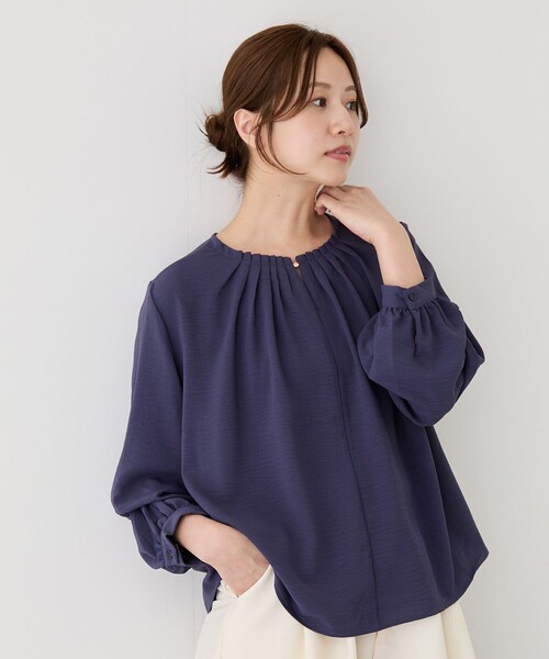 Jayro(ジャイロ)の「2WAY衿タックブラウス(シャツ/ブラウス・レディース・ホワイト系その他/ブラック/ネイビー/ベージュ・M)」の13枚目の写真
