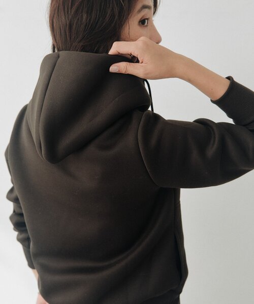 RIVE DROITE（リヴドロワ）の「【WEB限定】スポンジダンボールZIPパーカーカットソー（秋服）（パーカー・レディース・ブラウン/アイボリー/ブラック/ベージュ/オフホワイト・FREE）」の6枚目の写真