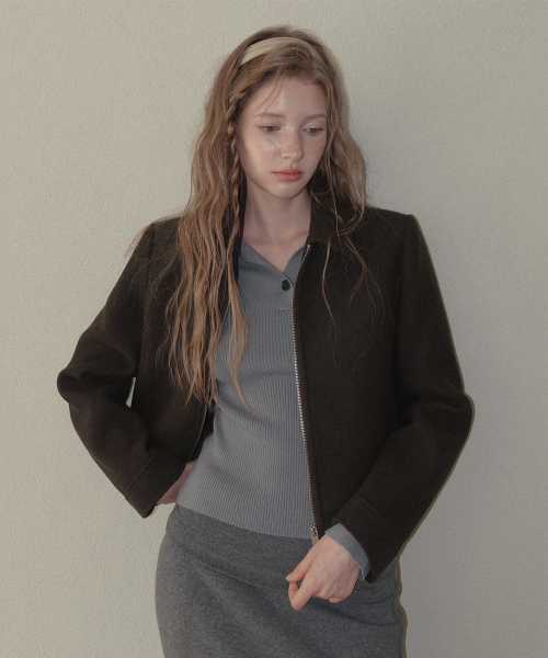 TWEE(トゥウィー)の「デートカラー ジップ クロップドジャケット(デニムジャケット・レディース・チャコールグレー/ダークブラウン・FREE)」の5枚目の写真