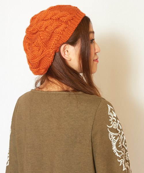 チャイハネ（チャイハネ）の「【チャイハネ】ケーブル編みニットベレー帽（ハンチング/ベレー帽・レディース・ブラウン/オレンジ/ターコイズブルー・FREE）」の6枚目の写真
