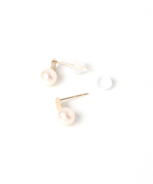 ANEMONE（アネモネ）の「スコッチ・淡水パールピアス[K10]（ピアス（両耳用）・レディース・ホワイト・FREE）」の3枚目の写真