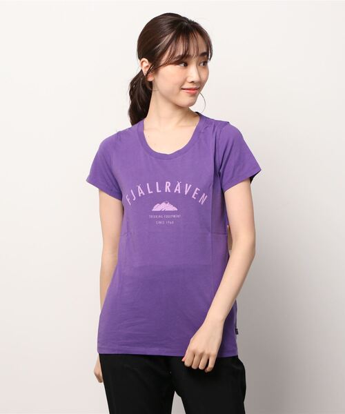 FJALL RAVEN （フェールラーベン）の「Trekking Equipment T-shirt W  (FJALLRAVEN/フェールラーベン)（Tシャツ/カットソー・レディース・パープル/ペールイエロー/グリーン/ライトグリーン/レッド系その他・L/M/S）」の3枚目の写真