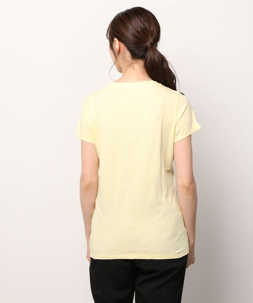 FJALL RAVEN （フェールラーベン）の「Trekking Equipment T-shirt W  (FJALLRAVEN/フェールラーベン)（Tシャツ/カットソー・レディース・パープル/ペールイエロー/グリーン/ライトグリーン/レッド系その他・L/M/S）」の12枚目の写真