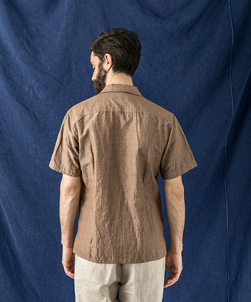 WORK NOT WORK URBAN RESEARCH（ワークノットワークアーバンリサーチ）の「WORK NOT WORK　コットンリネンオープンカラー半袖シャツ（シャツ/ブラウス・メンズ・ブラウン/ネイビー・LARGE/MEDIUM/SMALL）」の7枚目の写真