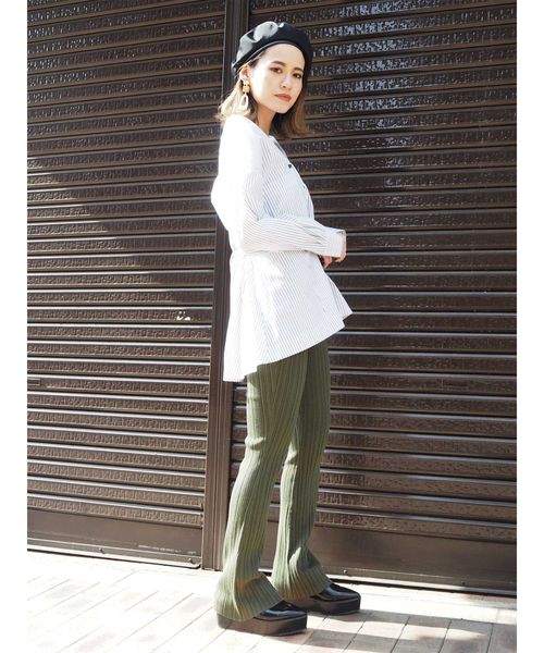 MURUA（ムルーア）の「FitリブニットPT（その他パンツ・レディース・ブラック/カーキ/イエロー・9）」の5枚目の写真