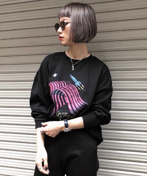 PAGEBOY（ページボーイ）の「スペースロックＴシャツ（Tシャツ/カットソー・レディース・チャコールグレー/ブラック・FREE）」の5枚目の写真