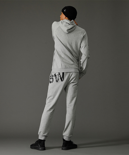 クラブハウス clubhaus ZOZO フーディ パーカー L CLUB HAUS ブラックパーカー Lサイズ ZOZOサポート - メルカリ