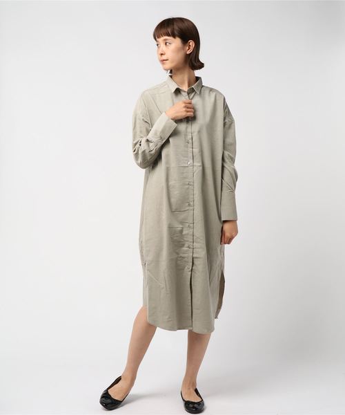 YECCA VECCA(イェッカヴェッカ)の「・コーデュロイシャツワンピース(ワンピース・レディース・ベージュ系その他/キャメル/ネイビー・FREE)」の2枚目の写真