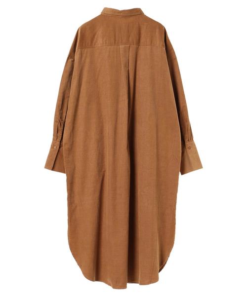 YECCA VECCA(イェッカヴェッカ)の「・コーデュロイシャツワンピース(ワンピース・レディース・ベージュ系その他/キャメル/ネイビー・FREE)」の6枚目の写真