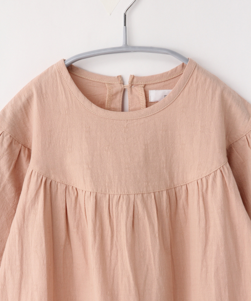 LOWRYS FARM(ローリーズファーム)の「ティアードワンピース 830345(ワンピース・キッズ・オフホワイト/ピンク/グリーン/ブルー・100/110/120)」の11枚目の写真