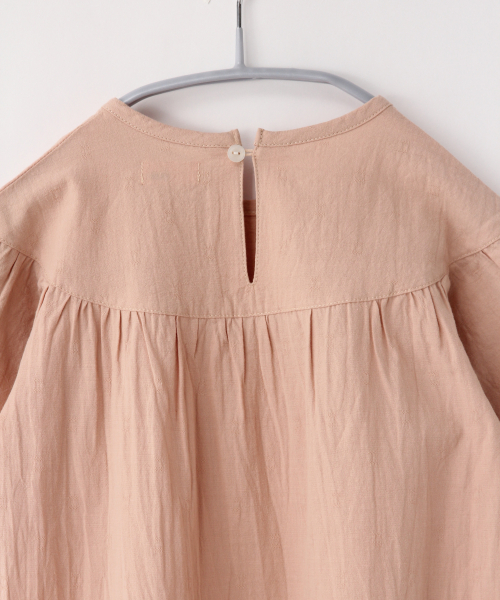 LOWRYS FARM(ローリーズファーム)の「ティアードワンピース 830345(ワンピース・キッズ・オフホワイト/ピンク/グリーン/ブルー・100/110/120)」の14枚目の写真