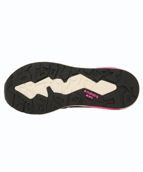 X-girl（エックスガール）の「X-girl new balance 580（スニーカー・レディース・ホワイト・27.5cm/24.5cm/26.5cm/27cm/23.5cm/24cm/25cm/23cm）」の3枚目の写真