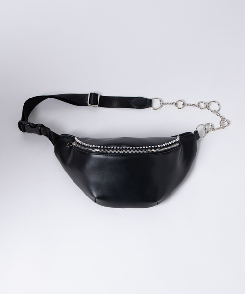 WEGO（ウィゴー）の「WEGO/ボールチェーンウエストバッグ（ボディバッグ/ウエストポーチ・レディース・ブラック・FREE）」の4枚目の写真