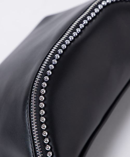 WEGO（ウィゴー）の「WEGO/ボールチェーンウエストバッグ（ボディバッグ/ウエストポーチ・レディース・ブラック・FREE）」の9枚目の写真