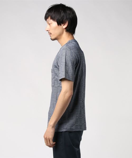 MEN'S BIGI(メンズビギ)の「チェック柄リンクスジャガードカットソー(Tシャツ/カットソー・メンズ・ホワイト/ブルー・S/M/L)」の3枚目の写真