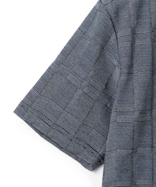 MEN'S BIGI(メンズビギ)の「チェック柄リンクスジャガードカットソー(Tシャツ/カットソー・メンズ・ホワイト/ブルー・S/M/L)」の9枚目の写真