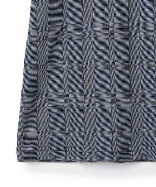MEN'S BIGI(メンズビギ)の「チェック柄リンクスジャガードカットソー(Tシャツ/カットソー・メンズ・ホワイト/ブルー・S/M/L)」の7枚目の写真