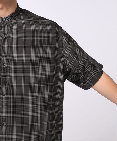EDIFICE（エディフィス）の「レーヨンテンセル チェック バンドカラー ショートスリーブ シャツ（シャツ/ブラウス・メンズ・チャコールグレー/ブラウン・SMALL/MEDIUM/LARGE）」の3枚目の写真