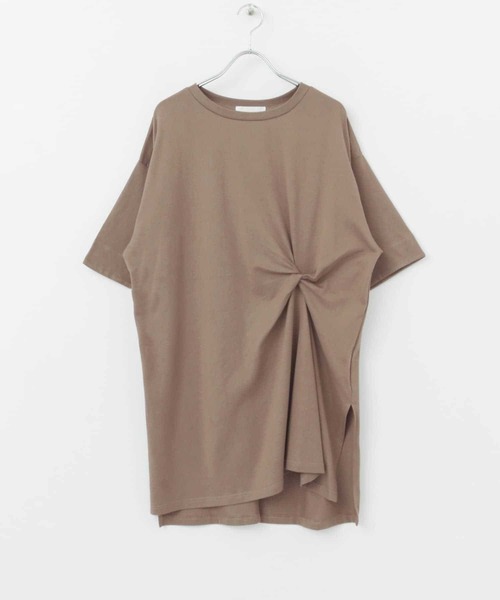 SENSE OF PLACE by URBAN RESEARCH(センスオブプレイスバイアーバンリサーチ)の「ツイストチュニックTシャツ(5分袖)(Tシャツ/カットソー)」|モカ