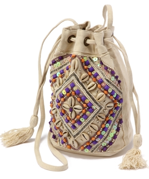 Another Edition（アナザーエディション）の「Anisha BEADS キンチャク PCT（ショルダーバッグ・レディース・オフホワイト/グレー・フリー）」の6枚目の写真