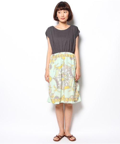 OUTLET（アウトレット）の「【CIAOPANIC TYPY】パネル切リ替エワンピース（ワンピース・レディース・ベージュ/チャコールグレー・FREE）」の3枚目の写真
