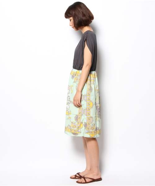 OUTLET（アウトレット）の「【CIAOPANIC TYPY】パネル切リ替エワンピース（ワンピース・レディース・ベージュ/チャコールグレー・FREE）」の4枚目の写真