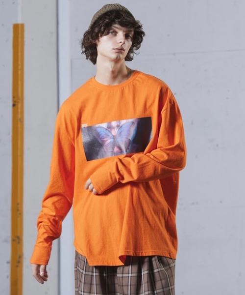 act'm(アクトム)の「act'm オーバーサイズ バタフライプリント 長袖 カットソー(Tシャツ/カットソー・メンズ・ホワイト/ブラック/オレンジ・1/2/3)」の1枚目の写真